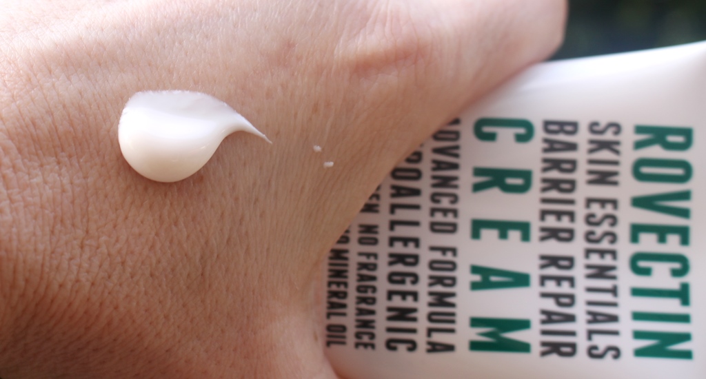 Rovectin Skin Essentials Barrier Repair Cream Texture