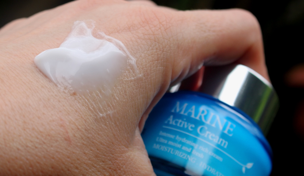 The Skin House Marine Active Cream Texture