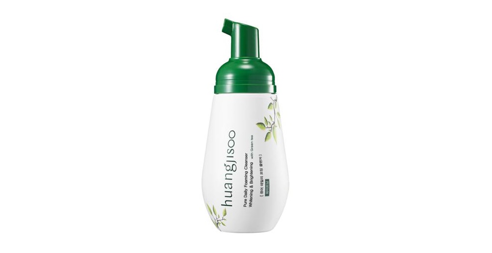 Huangjisoo Pure Daily Foaming Cleanser (Brightening)