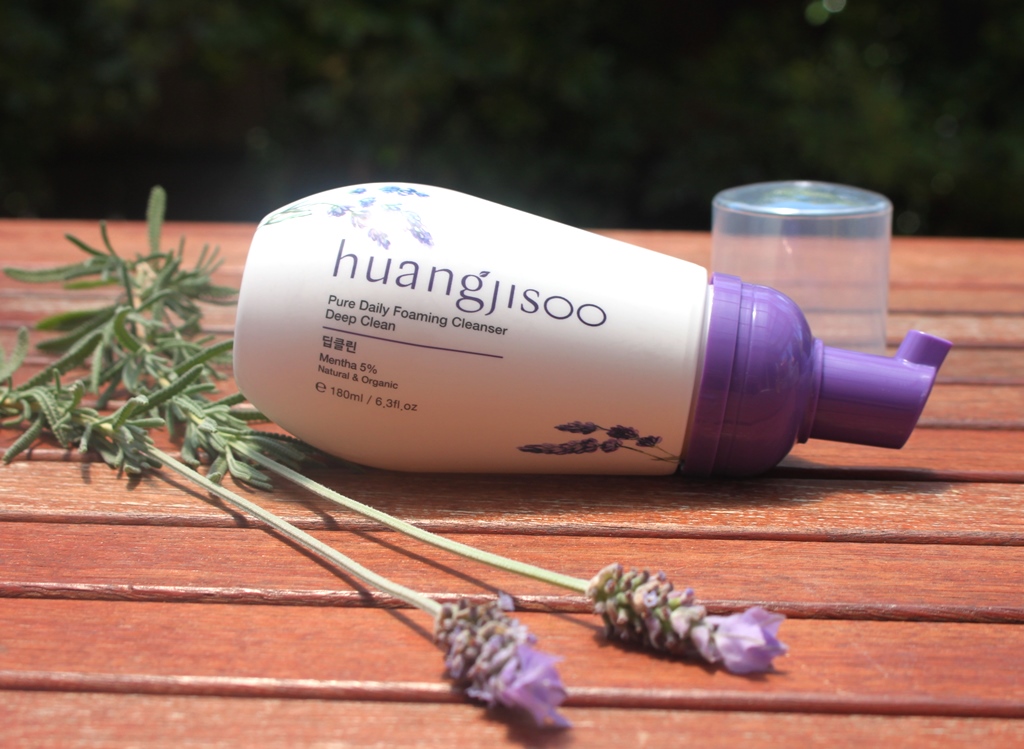 Huangjisoo Pure Daily Foaming Cleanser (Deep Clean)
