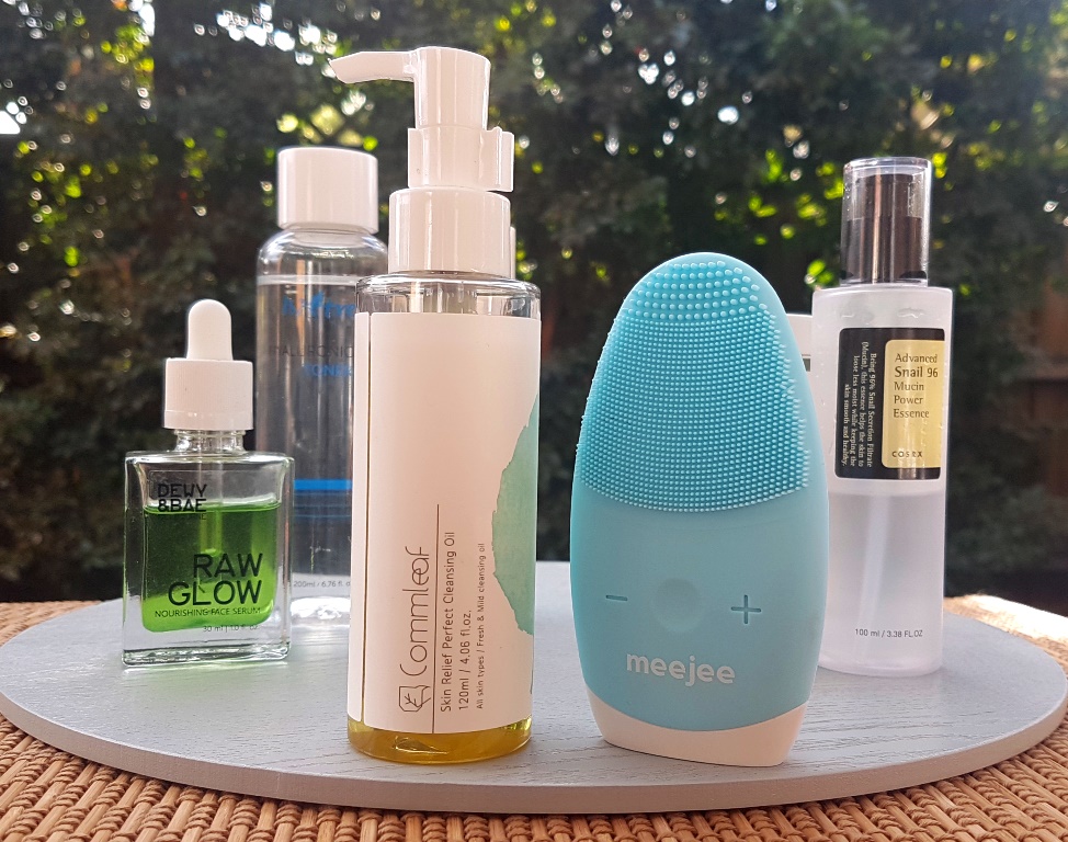The Meejee paired with an oil cleanser