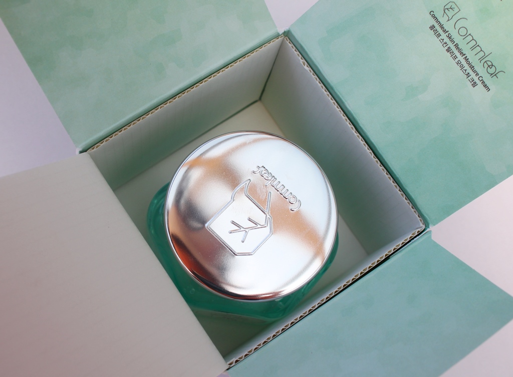 Commleaf Skin Relief Moisture Cream Packaging